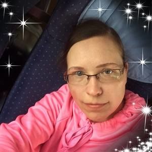 Meet your Posher, Michaela